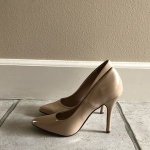 Nude Heels Size 6 1/2